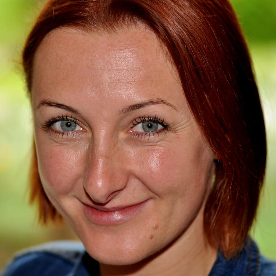 Aleksandra Dołhacz – Kursleiterin für Kunsthandwerk im Modlimowo Forest Camp.